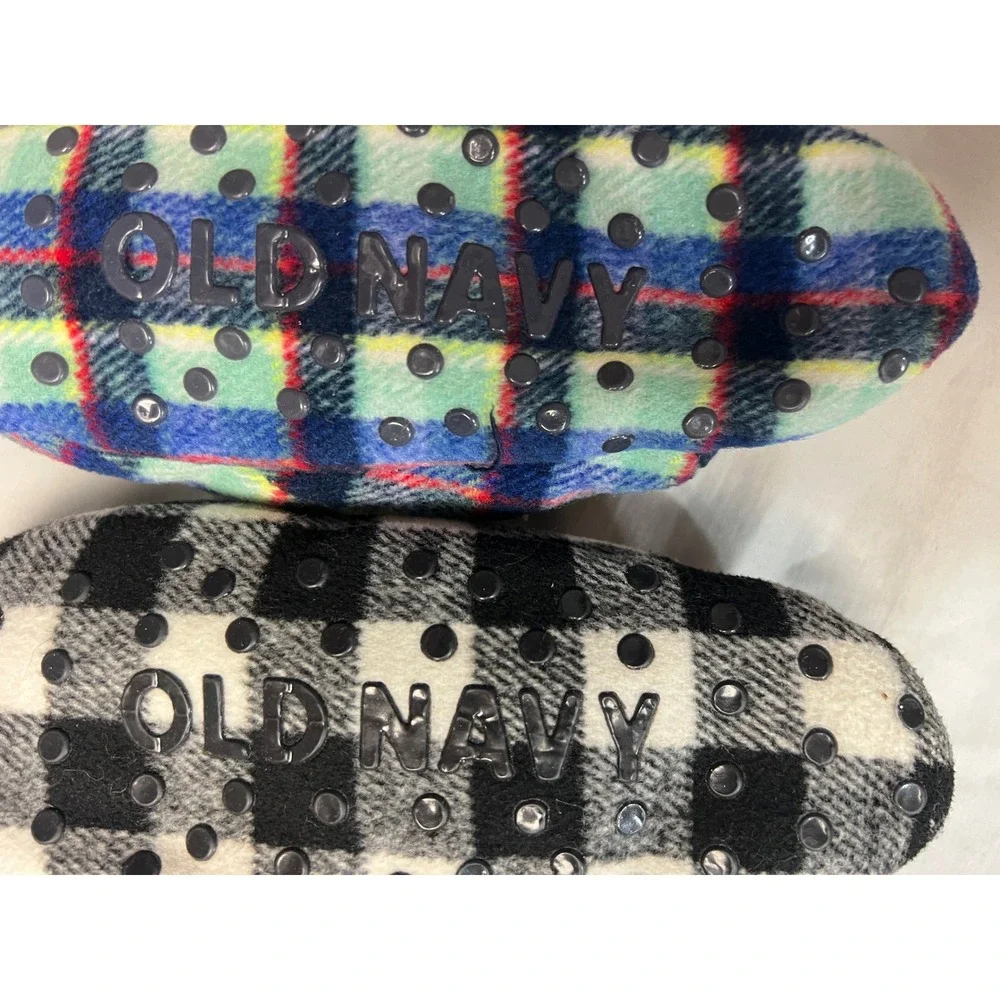 Old Navy Plaid Fleece Slipper Socks Bundle 2 Pairs Buffalo Check Tartan Grippers